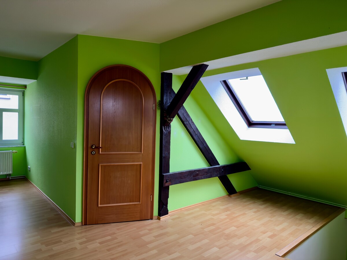 RESERVIERT | Einfamilienhaus mit Einlieger-Option & modernem Studio – perfekt für Familien