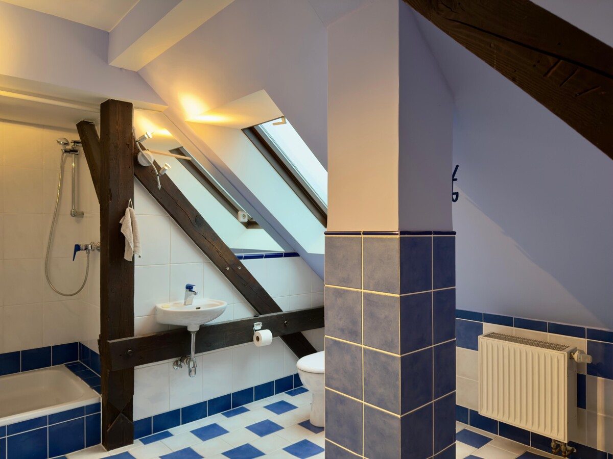 RESERVIERT | Einfamilienhaus mit Einlieger-Option & modernem Studio – perfekt für Familien