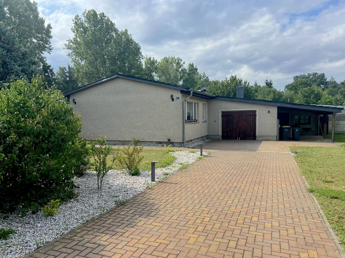 RESERVIERT | PROVISIONSFREIES  Einfamilienhaus mit ca. 1.277qm Grundstück in Schwanebeck