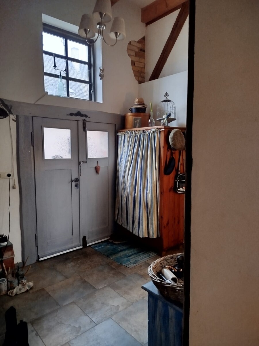 RESERVIERT| Haus mit Geschichte - Wohnen auf 230 m2 plus Ausbauoption - ca. 9300 m2 Grundstück