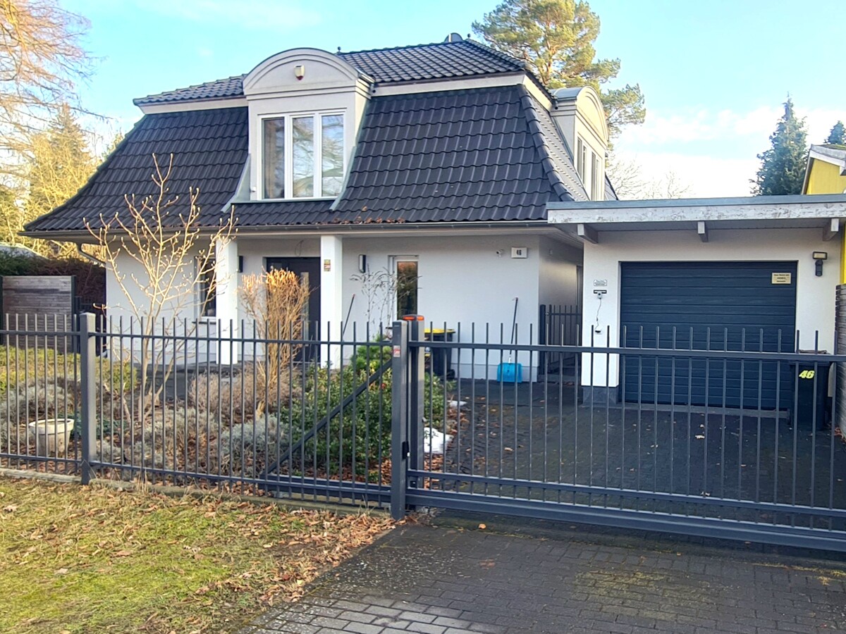 Exklusive Stadtvilla + Gästehaus | 2013, 156 m² + 45 m², Erdwärme, Top-Ausstattung, Südgrundstück