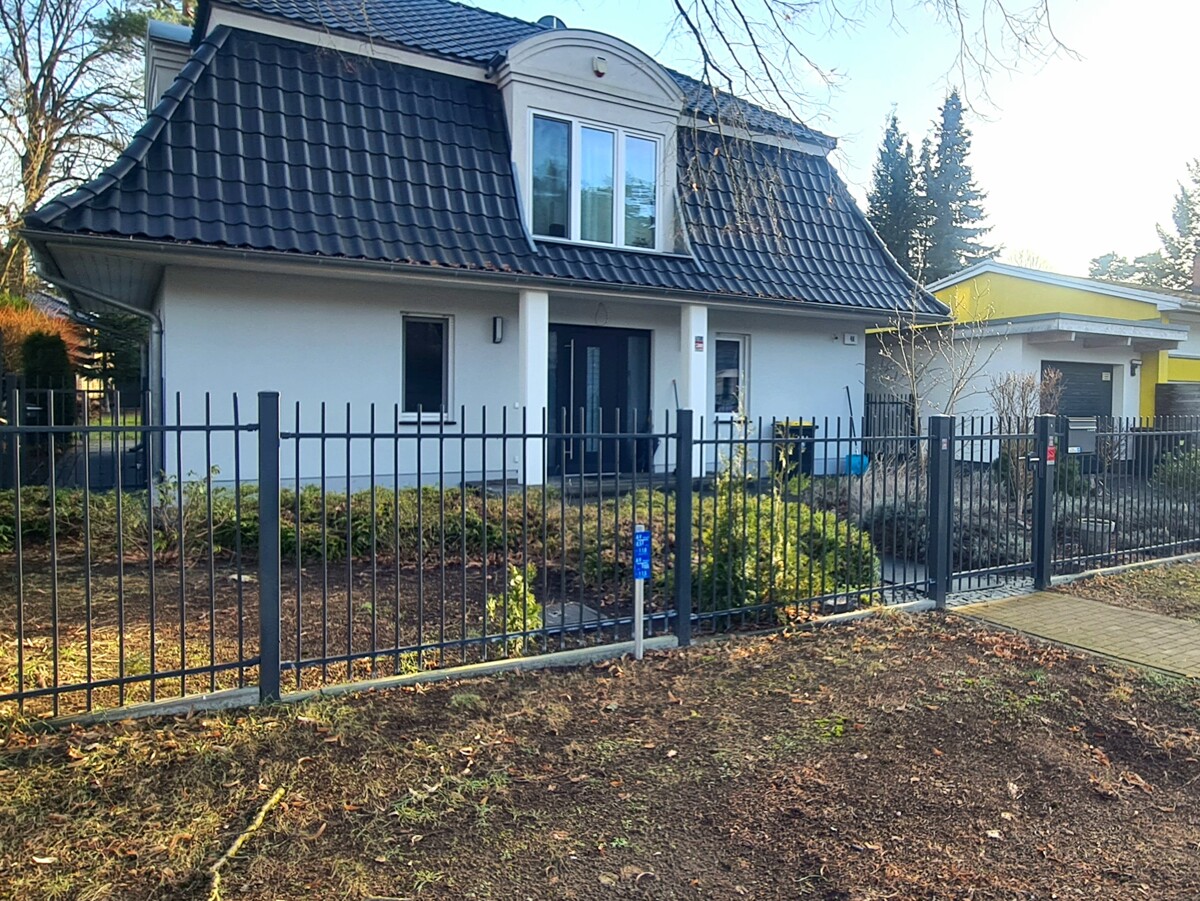 Exklusive Stadtvilla + Gästehaus | 2013, 156 m² + 45 m², Erdwärme, Top-Ausstattung, Südgrundstück