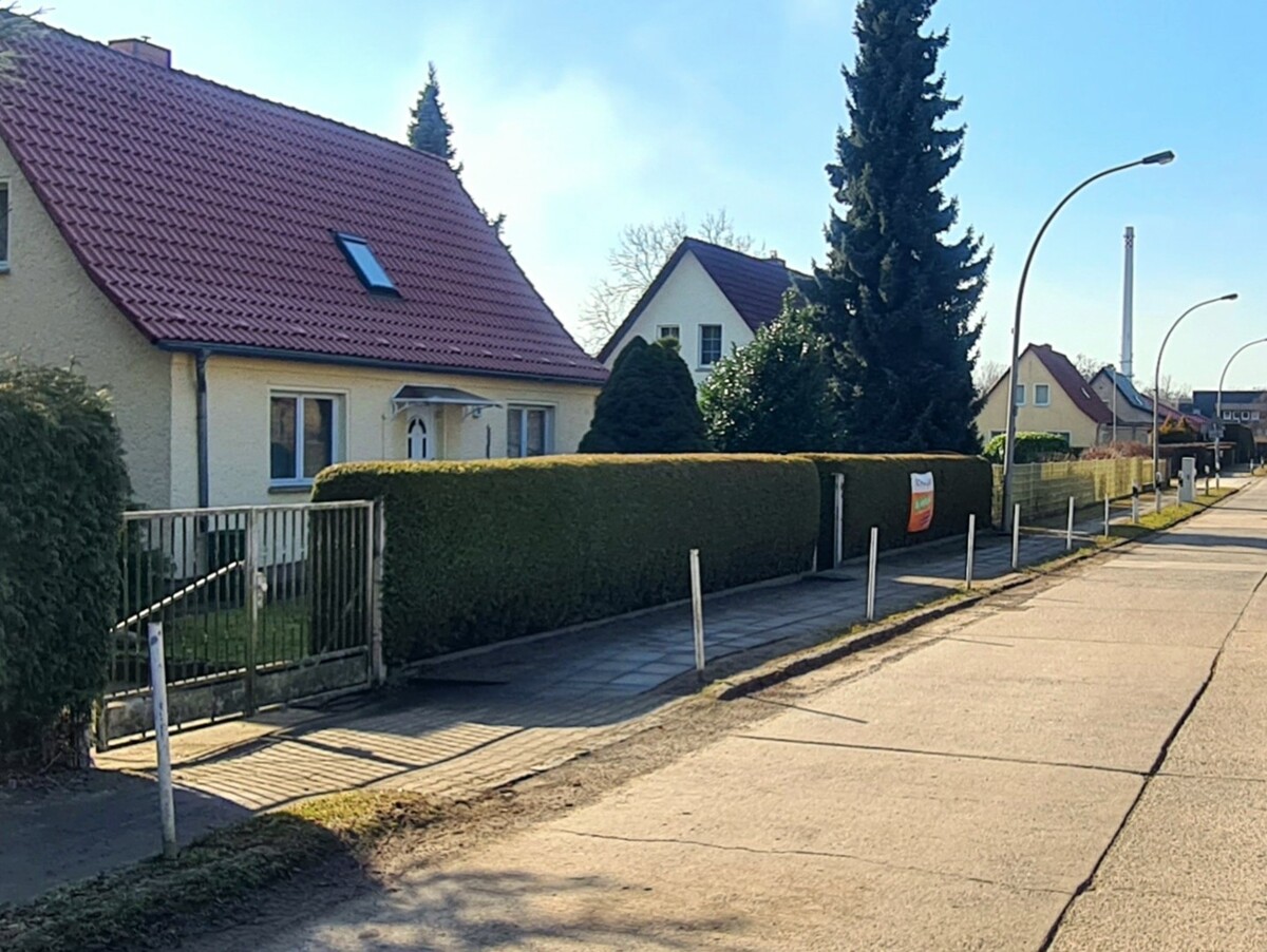 NEUER PREIS|1.056m² Sonnengrundstück in Südlage, charmante Einfamilienhaus, Garage, viel Nebengelass