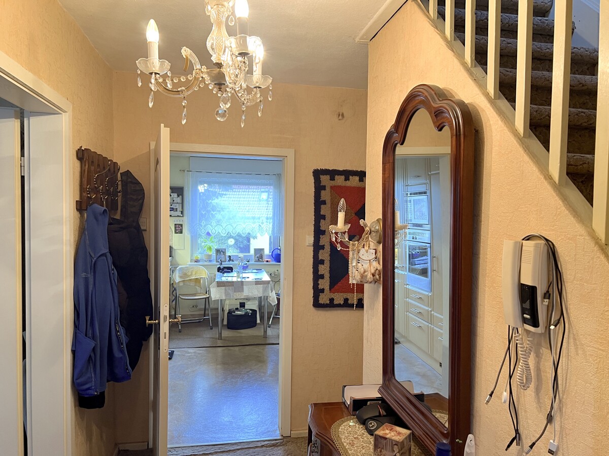 NEUER PREIS|1.056m² Sonnengrundstück in Südlage, charmante Einfamilienhaus, Garage, viel Nebengelass