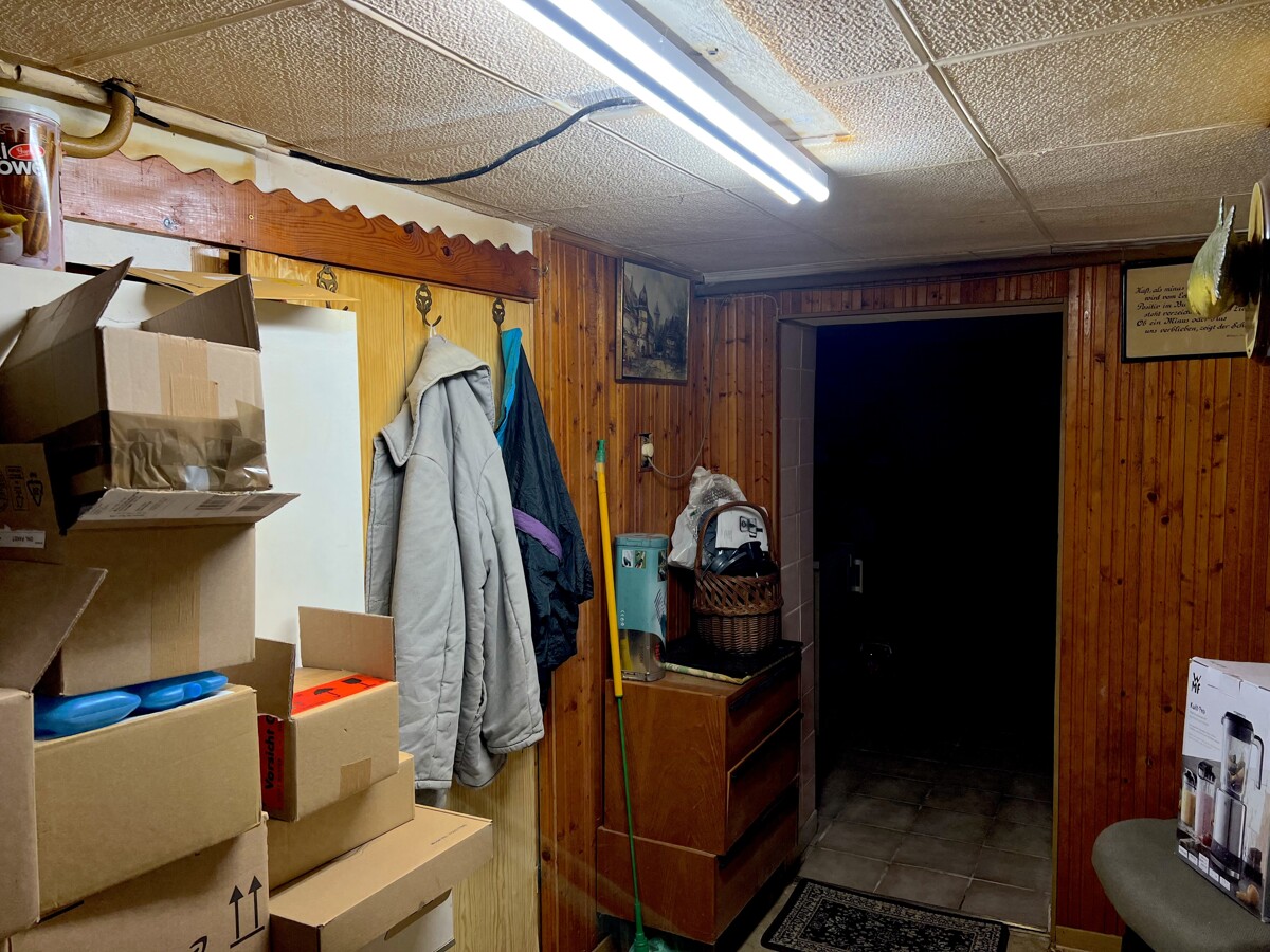 NEUER PREIS|1.056m² Sonnengrundstück in Südlage, charmante Einfamilienhaus, Garage, viel Nebengelass