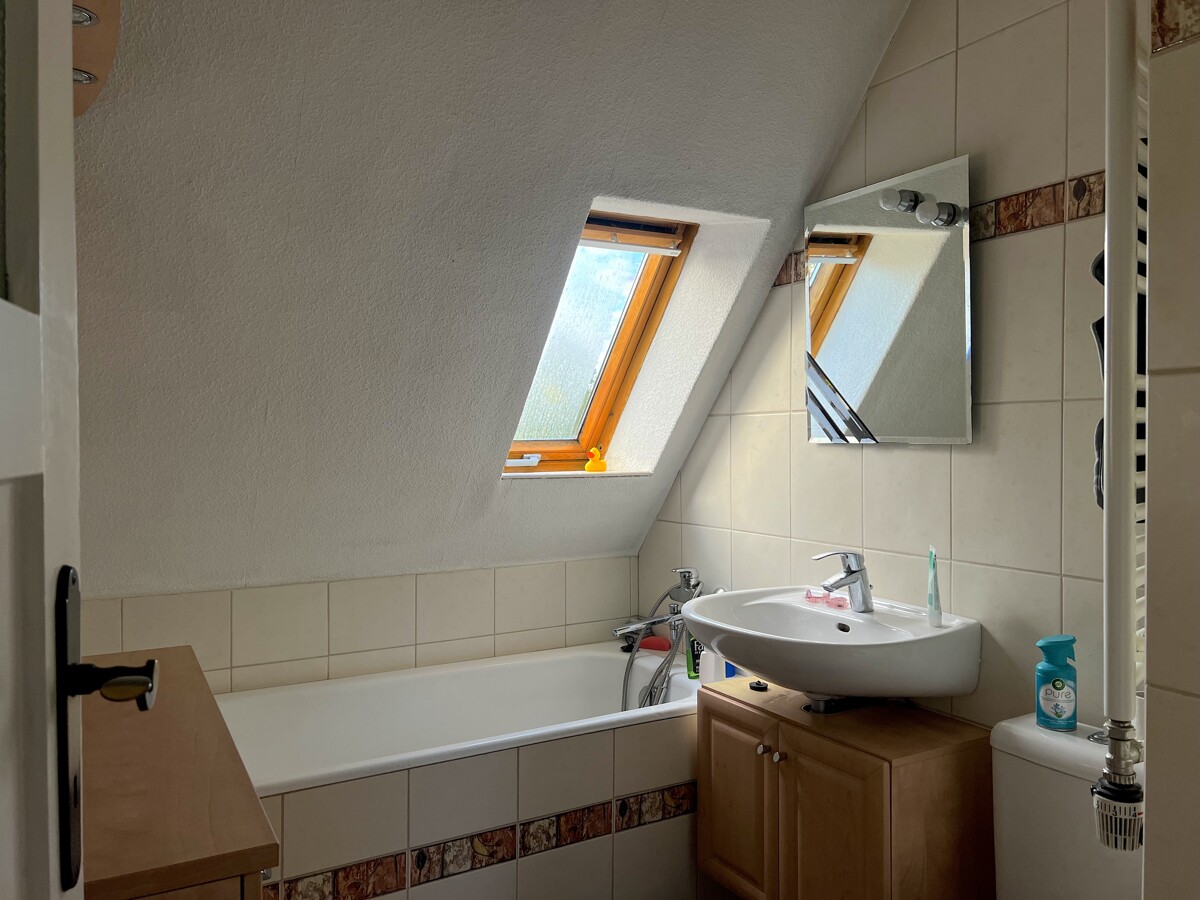 NEUER PREIS|1.056m² Sonnengrundstück in Südlage, charmante Einfamilienhaus, Garage, viel Nebengelass