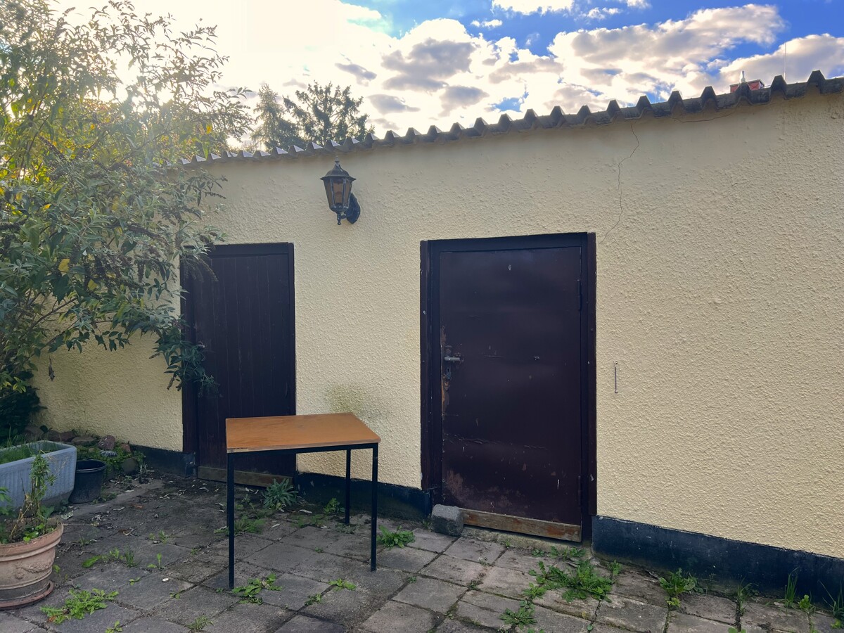 NEUER PREIS|1.056m² Sonnengrundstück in Südlage, charmante Einfamilienhaus, Garage, viel Nebengelass