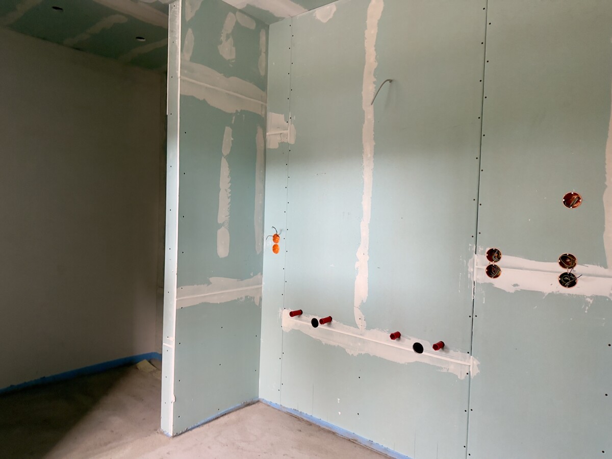 PROVISIONSFREI |Erstbezug von 200 m² Villa mit Balkon, Dachterrassen-Garage und 1.129 qm Garten