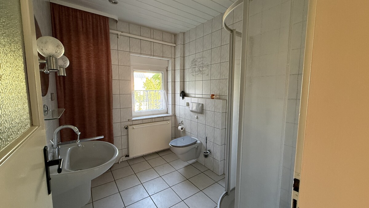 PROVISIONSFREI | Familienidyll mit Elbblick: 7-Zimmer-Haus mit Einliegerwohnung & Garten