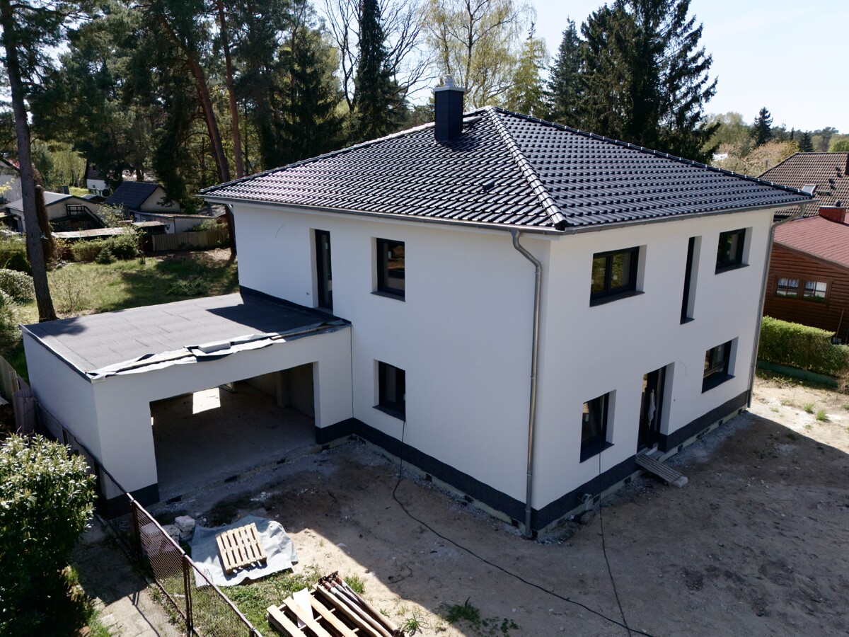 ERSTBEZUG | Exklusive Villa mit ca. 200m² Wohnfläche und großzügigem Garte