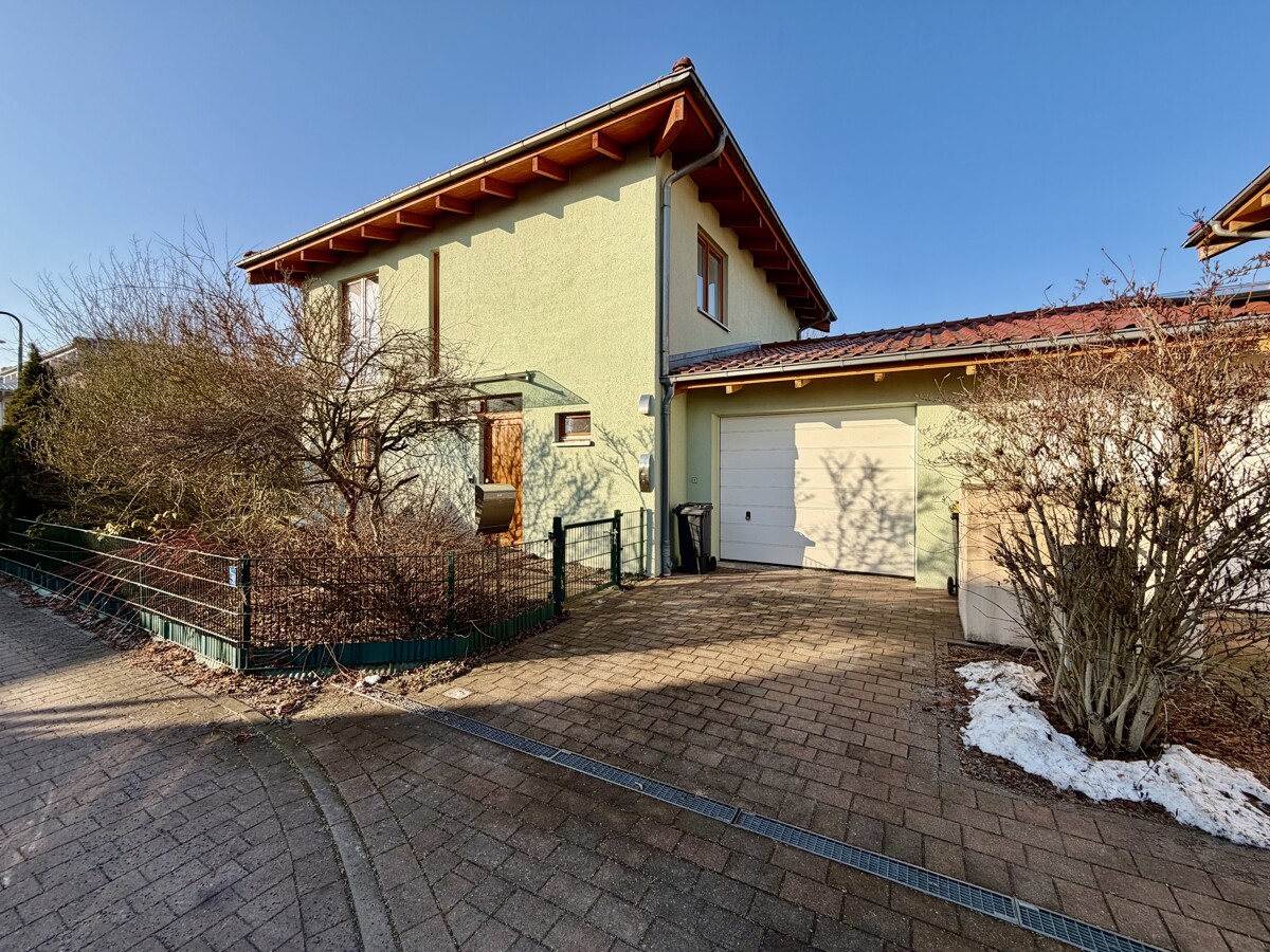 SPANNENDE KAPITALANLAGE| Einfamilienhaus in zentraler Lage von Ahrensfelde!