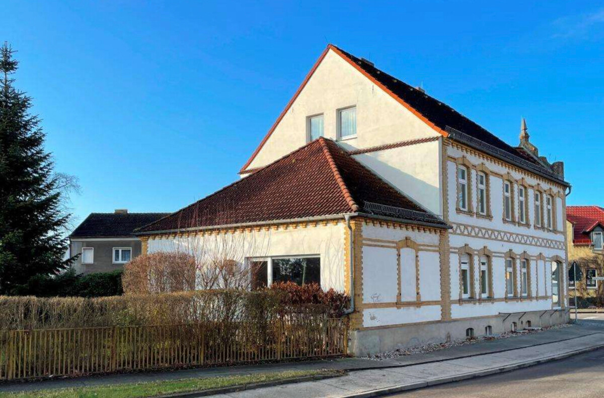 PROVISIONSFREI|Attraktive Kapitalanlage: voll vermietetes 3-FH, 33.900 € Jahresmiete, Faktor 12,6