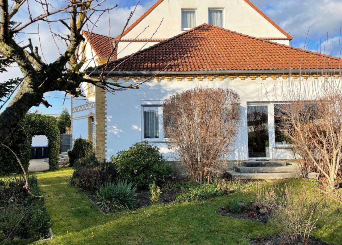 PROVISIONSFREI|Attraktive Kapitalanlage: voll vermietetes 3-FH, 33.900 € Jahresmiete, Faktor 12,6