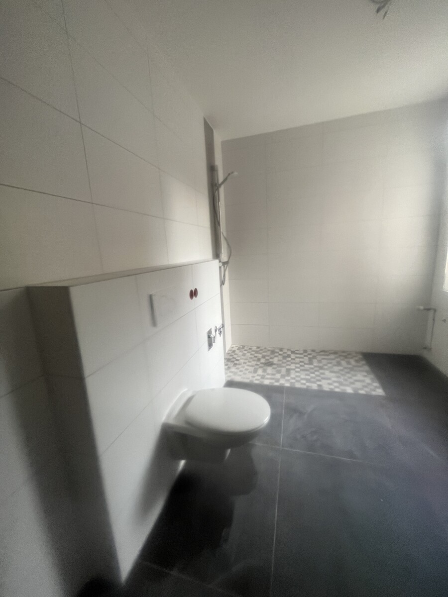 PROVISIONSFREI|Attraktive Kapitalanlage: voll vermietetes 3-FH, 33.900 € Jahresmiete, Faktor 12,6