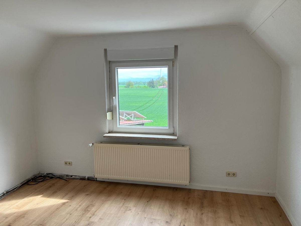 PROVISIONSFREI |Doppelhaushälfte mit traumhaftem Blick ins Grüne und großer Garage