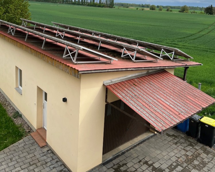 PROVISIONSFREI |Doppelhaushälfte mit traumhaftem Blick ins Grüne und großer Garage