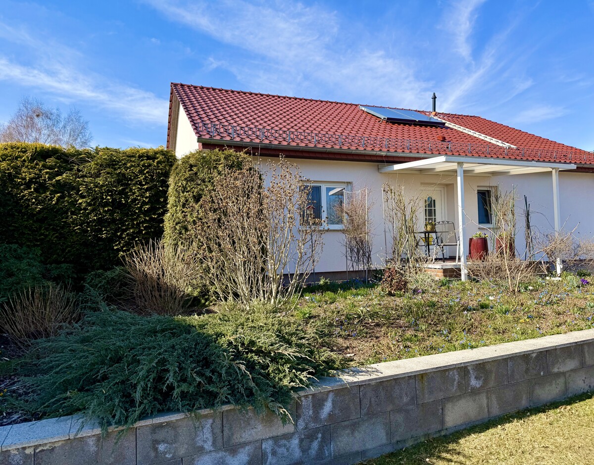 PROVISIONSFREI |Bungalow inkl. Solaranlage – ideal für Familien mit großem Grundstück!
