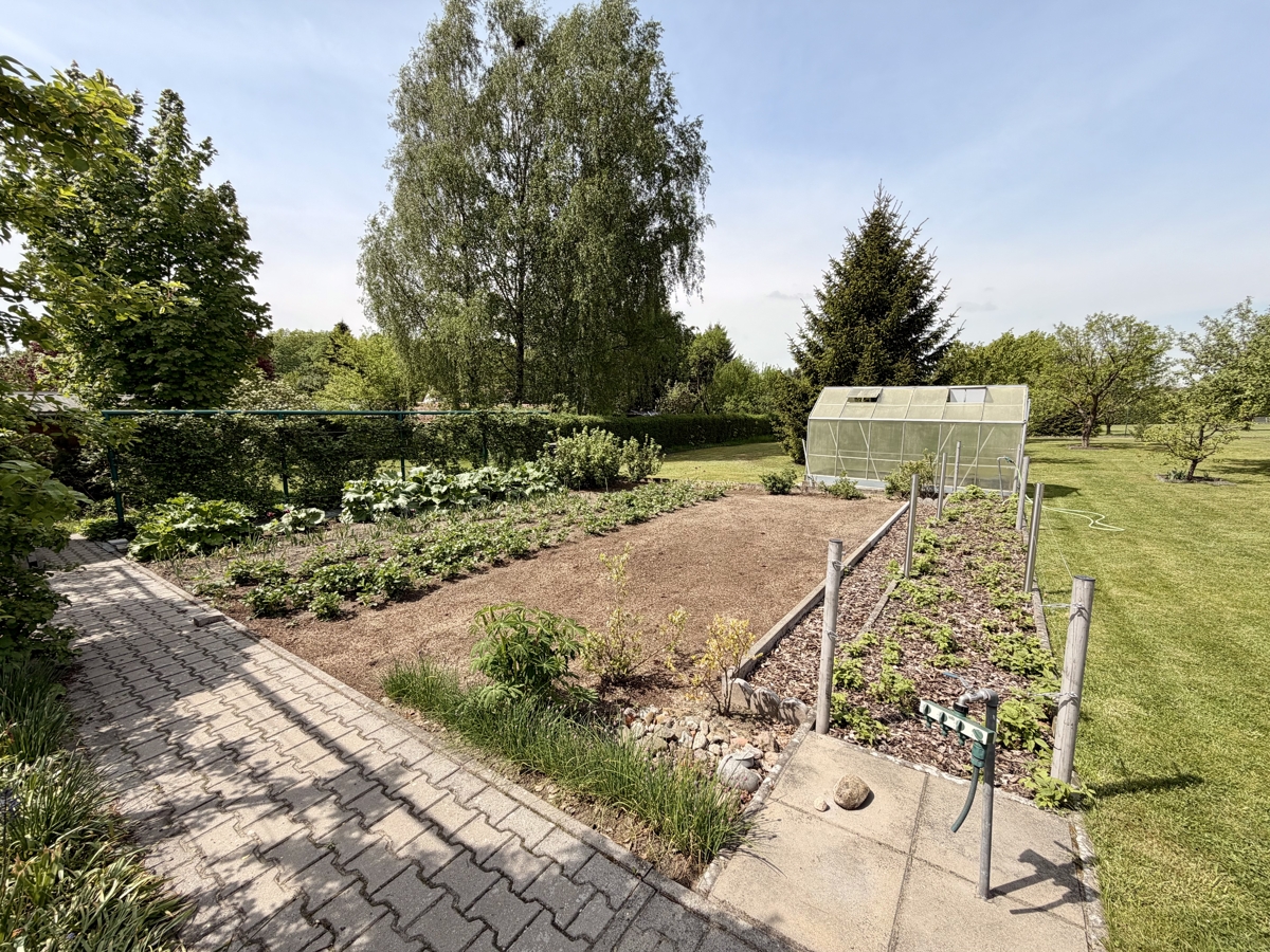 PROVISIONSFREI |Bungalow inkl. Solaranlage – ideal für Familien mit großem Grundstück!