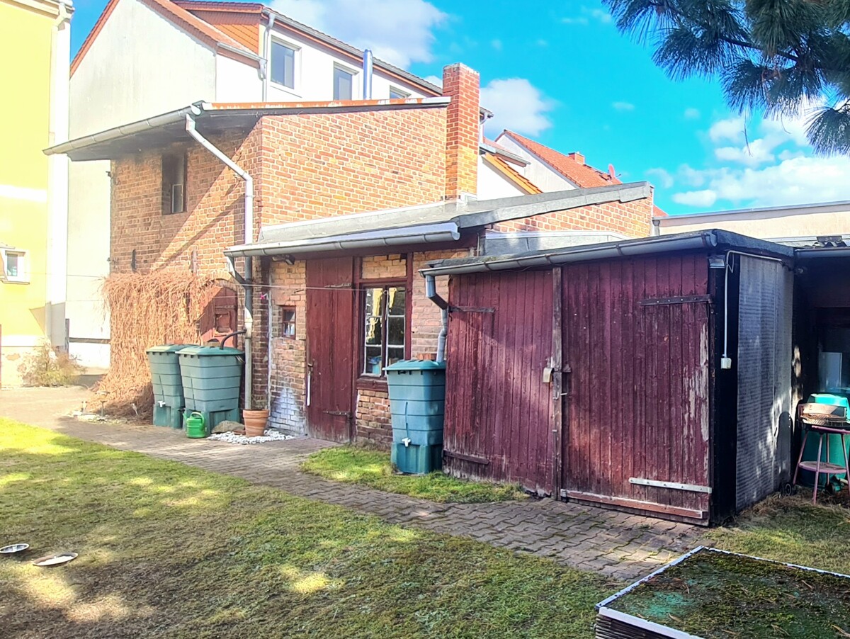 FINALER PREIS | Stilvolle Stadtvilla 170m² mit großem 1383m² Sonnengrundstück & viel Potential
