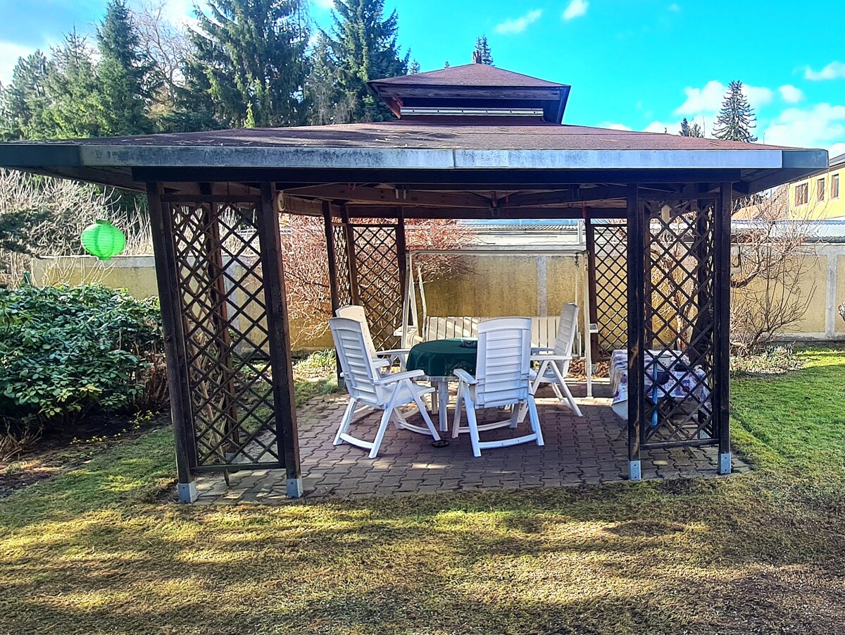 FINALER PREIS | Stilvolle Stadtvilla 170m² mit großem 1383m² Sonnengrundstück & viel Potential