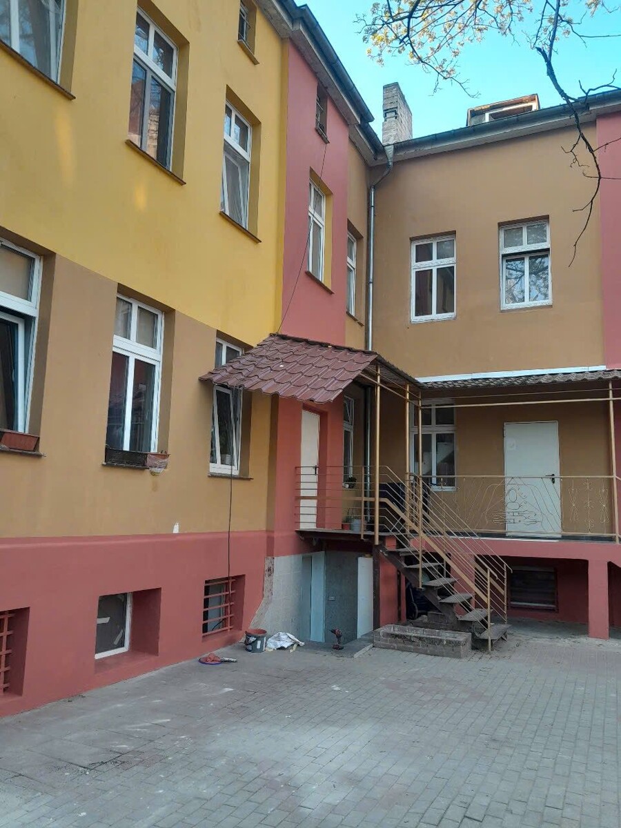MFH mit gesichertem Cashflow & massivem Ausbaupotenzial, Nähe Bahnhof Lichtenberg (200 m!)