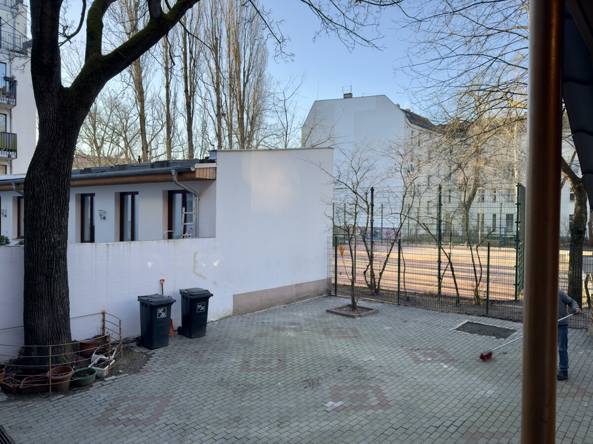 MFH mit gesichertem Cashflow & massivem Ausbaupotenzial, Nähe Bahnhof Lichtenberg (200 m!)