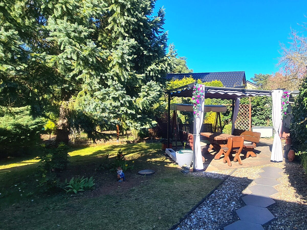 PROVISIONSFREI|Gepflegtes Haus mit schönem Grundstück, Garage & Terrasse – ideales Zuhause für Paare