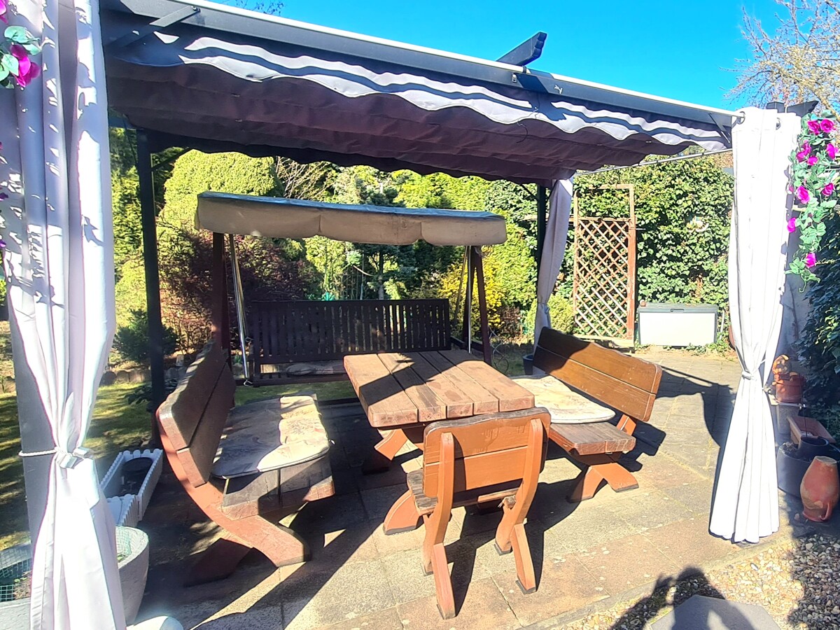 PROVISIONSFREI|Gepflegtes Haus mit schönem Grundstück, Garage & Terrasse – ideales Zuhause für Paare