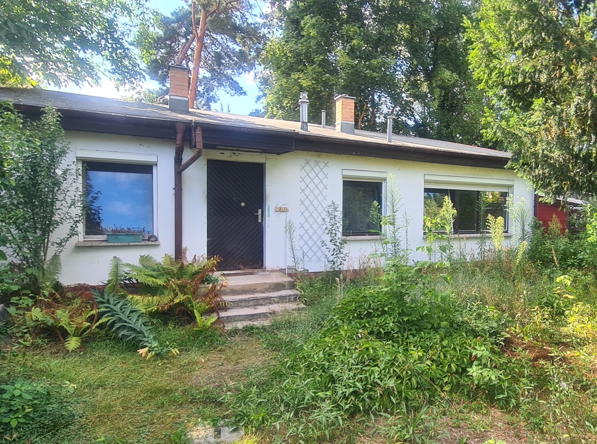 FINALER PREIS | 2 Bungalow-Handwerkerobjekte auf 926m² Grundstück in ruhiger Lage in Hohen Neuendorf