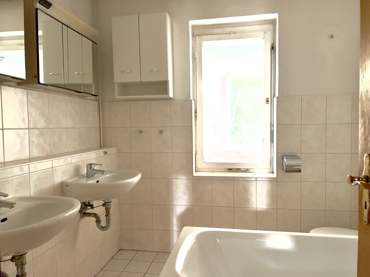 FINALER PREIS | 2 Bungalow-Handwerkerobjekte auf 926m² Grundstück in ruhiger Lage in Hohen Neuendorf