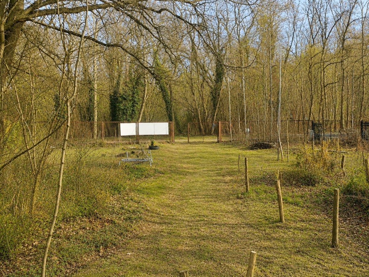 PROVISIONSFREI-BAUGRUNDSTÜCK IN ZWEITER REIHE–SONNIG & BAUTRÄGERFREI OHNE ABRSSKOSTEN-NAHE BERLIN