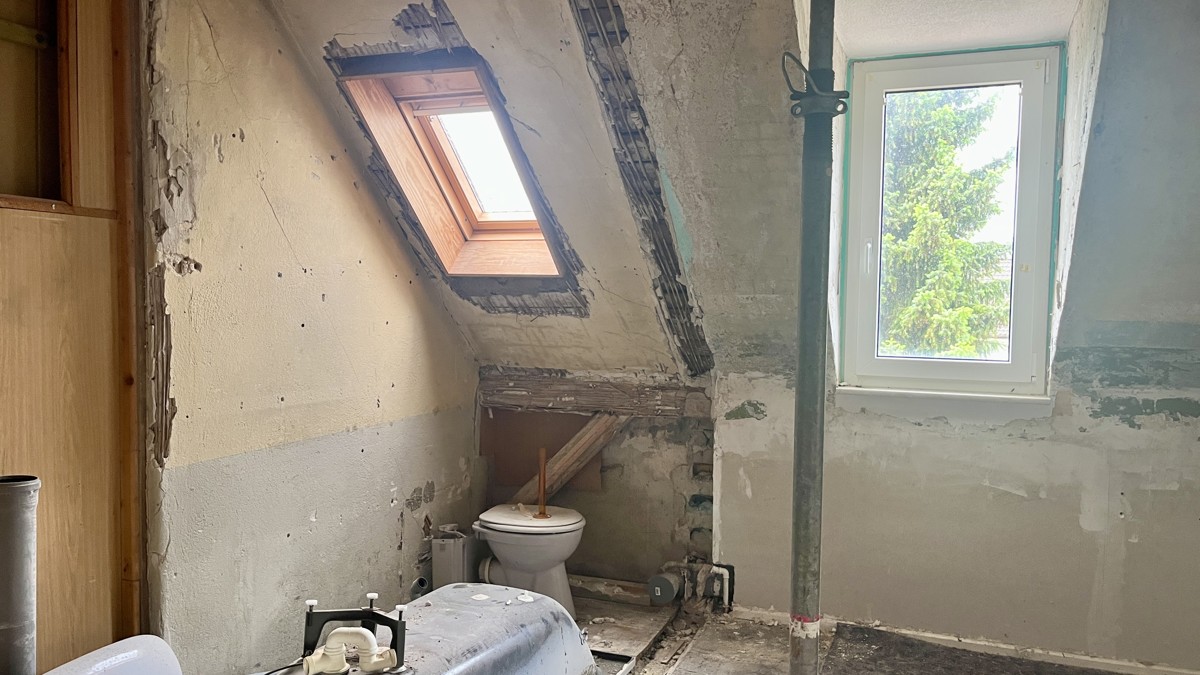 PROVISIONSFREI|Sanierungsobjekt|Einfamilienhaus mit 5 Zimmern, Nebengelass und großen Garten