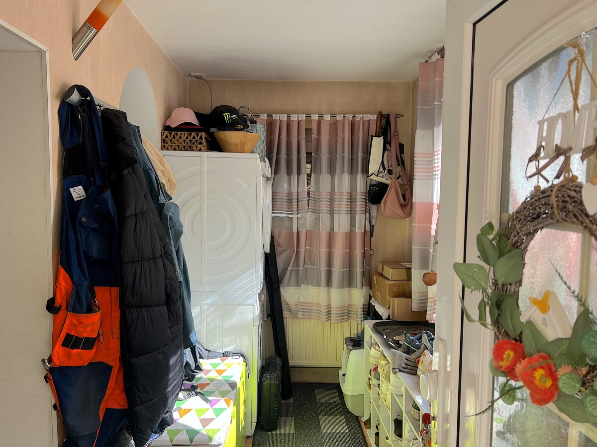 Modernisiertes Einfamilienhaus mit viel Nutzfläche, Garten und Werkstattpotenzial nahe Berlin-Buch