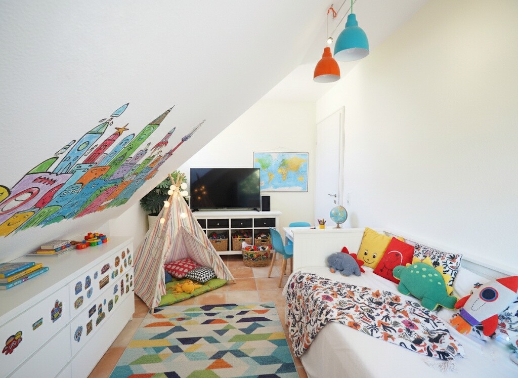 PROVISIONSFREI | Einziehen und Wohlfühlen – 3-Zimmer-Dachgeschosswohnung mit Balkon