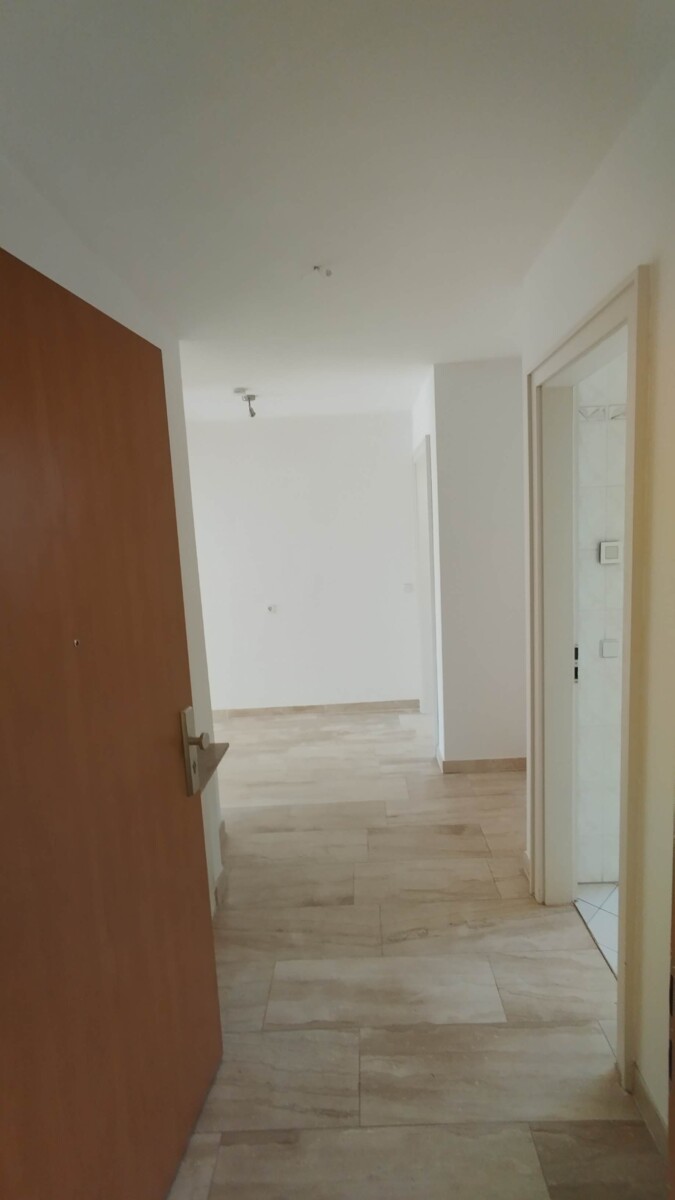 PROVISIONSFREI | Einziehen und Wohlfühlen – 3-Zimmer-Dachgeschosswohnung mit Balkon