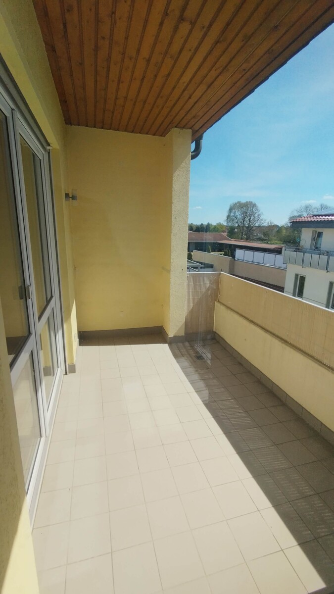 PROVISIONSFREI | Einziehen und Wohlfühlen – 3-Zimmer-Dachgeschosswohnung mit Balkon