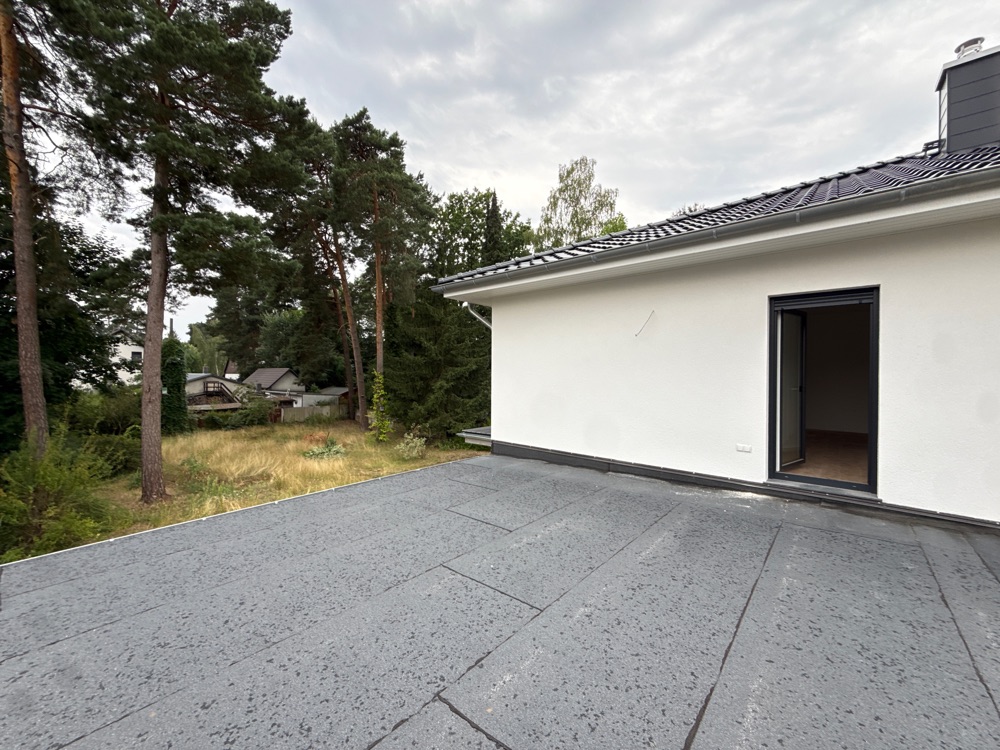 ERSTBEZUG | Exklusive Villa mit ca. 200m² Wohnfläche und großzügigem Garten