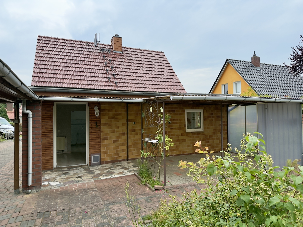 PROVISIONSFREI | Gemütliches Einfamilienhaus mit Nebengelass auf über 600qm großem Grundstück
