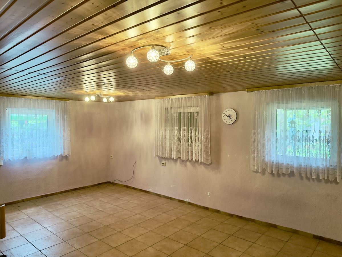 PROVISIONSFREI | Gemütliches Einfamilienhaus mit Nebengelass auf über 600qm großem Grundstück