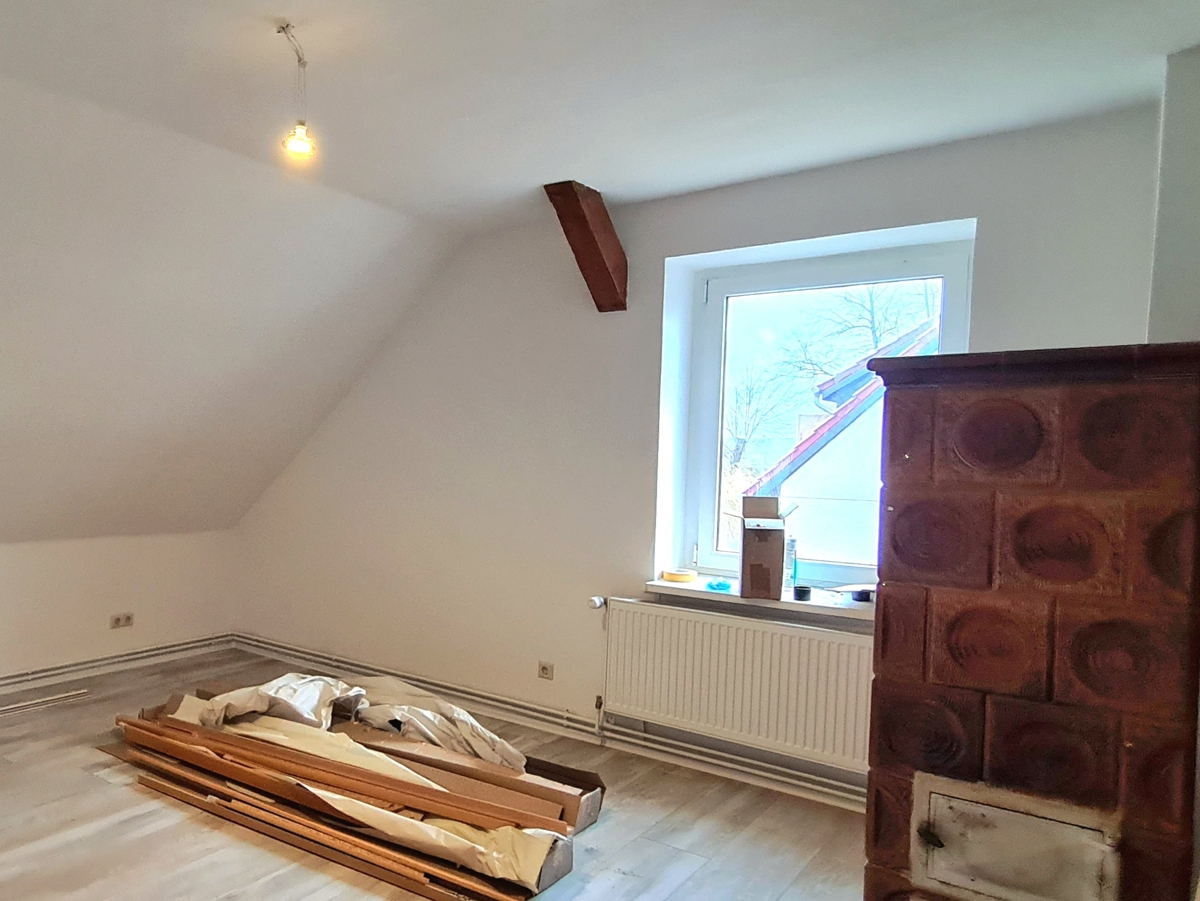 Wo Pferde zu Hause sind – Historisches Gut mit ca. 9.000 m² Grundstück mit 260 m² Gutshaus