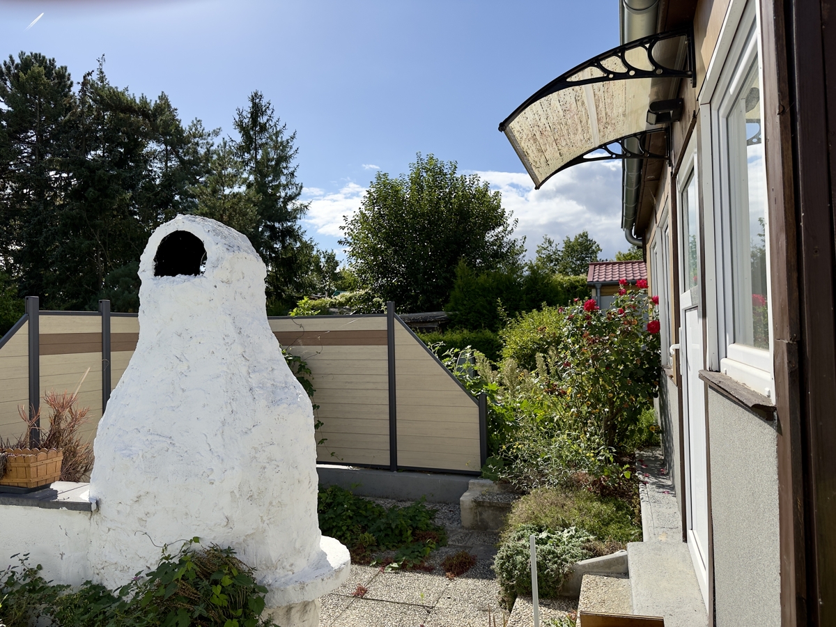 RESERVIERT | Provisionsfreies Blockbohlenhaus mit Garage auf über 1.000qm im Blumenhag