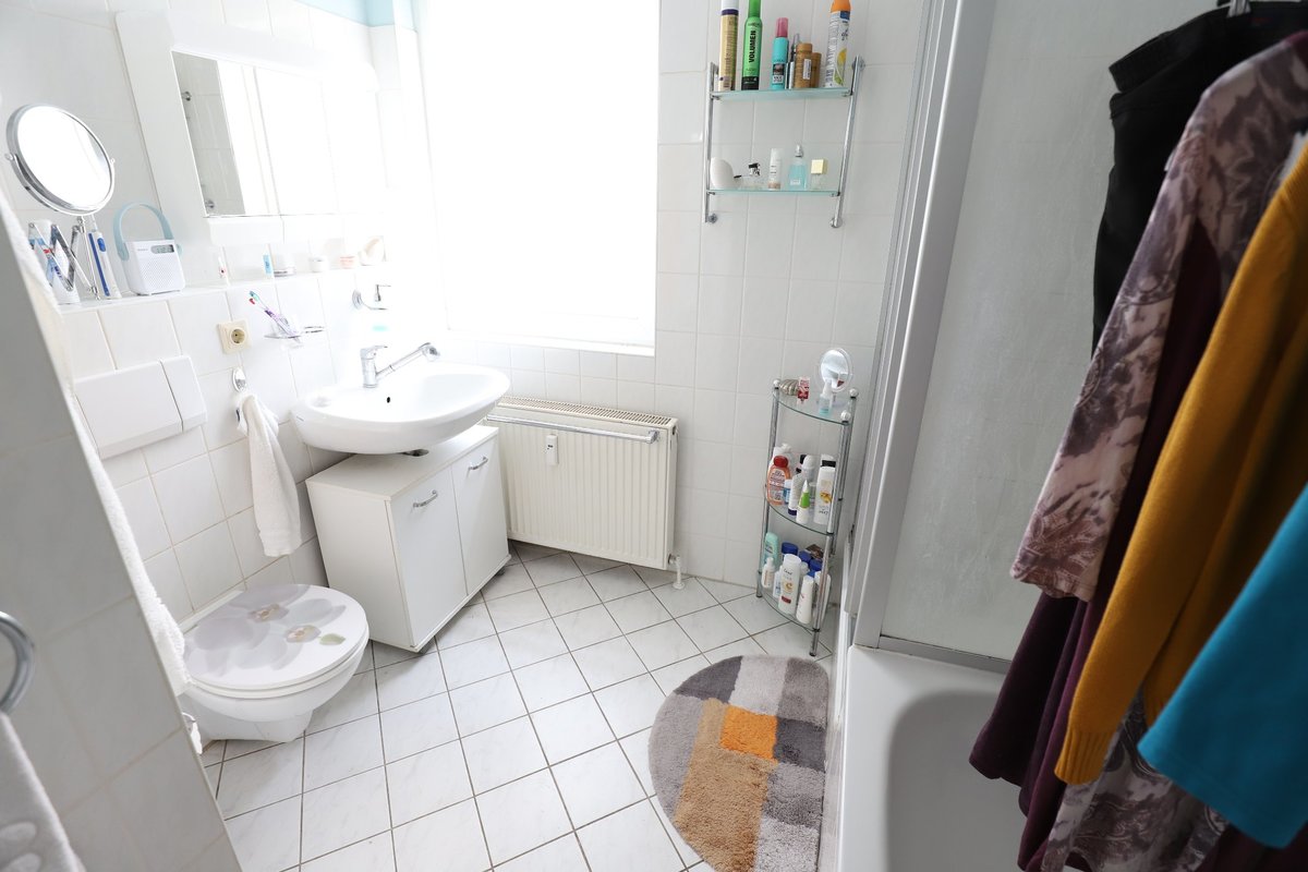 AB SOFORT | Vermietete 3 Raumwohnung mit Balkon und 2 Stellplätzen zentrumsnah in Bernau