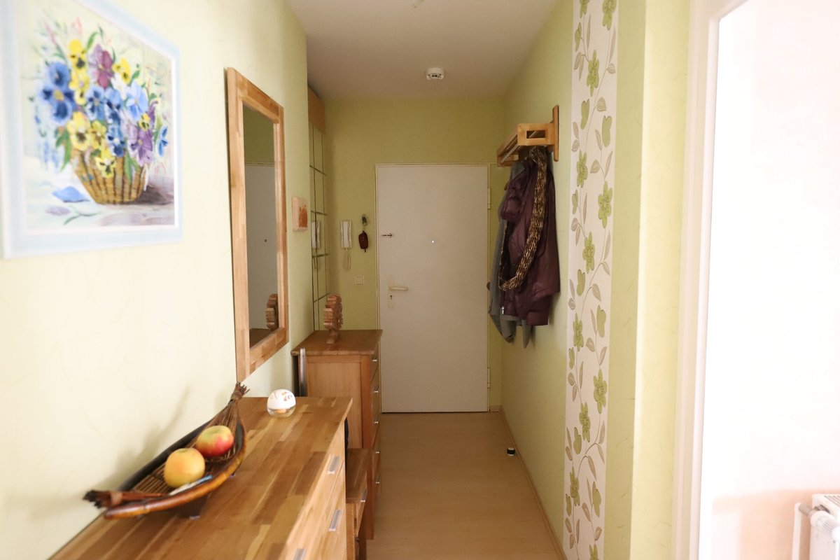 AB SOFORT | Vermietete 3 Raumwohnung mit Balkon und 2 Stellplätzen zentrumsnah in Bernau