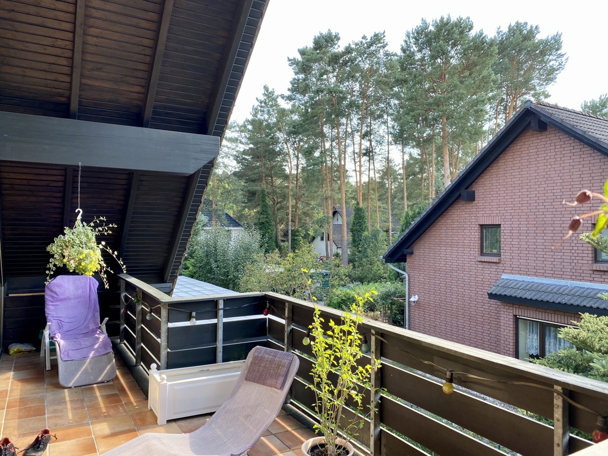 NEU | Zweifamilienhaus im Grünen