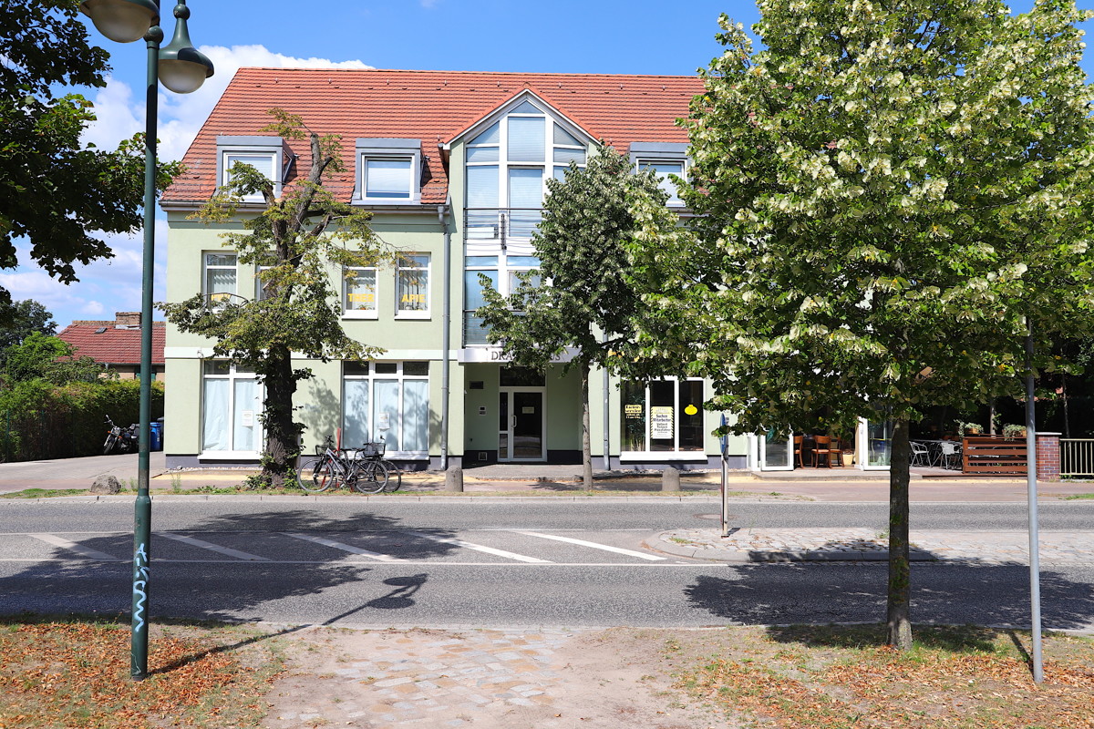 AB 2021 | Große Büroetage mit 210qm mit 2 PKW-Stellplätze zentral in Panketal-Zepernick