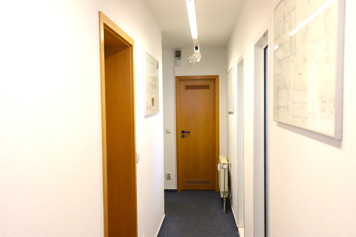 AB 2021 | 210qm große Büroetage mit 2 PKW-Stellplätze zentral in Panketal-Zepernick