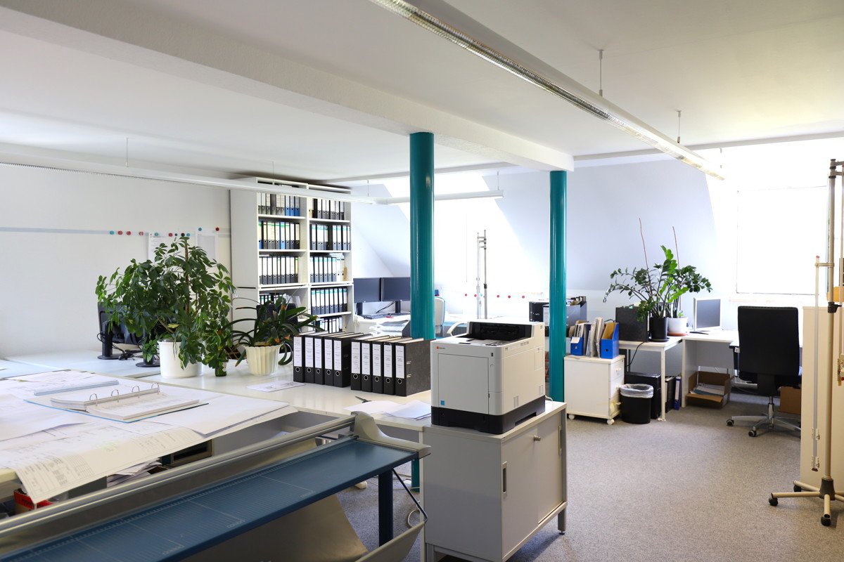 AB 2021 | 210qm große Büroetage mit 2 PKW-Stellplätze zentral in Panketal-Zepernick