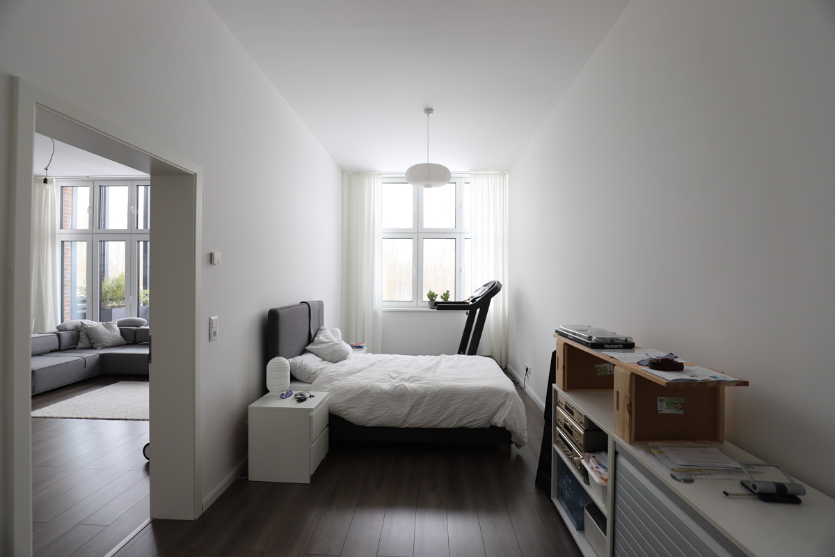 AB SOFORT | Sanierte, gehobene 4-Zimmer Wohnung mit Balkon und Blick ins Grüne