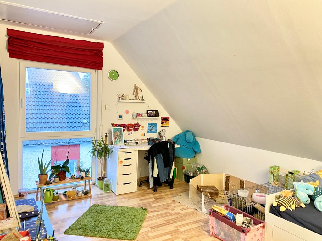 AB MAI 2021| Große Doppelhaushälfte mit kleinem Garten in Französisch Buchholz zu vermieten