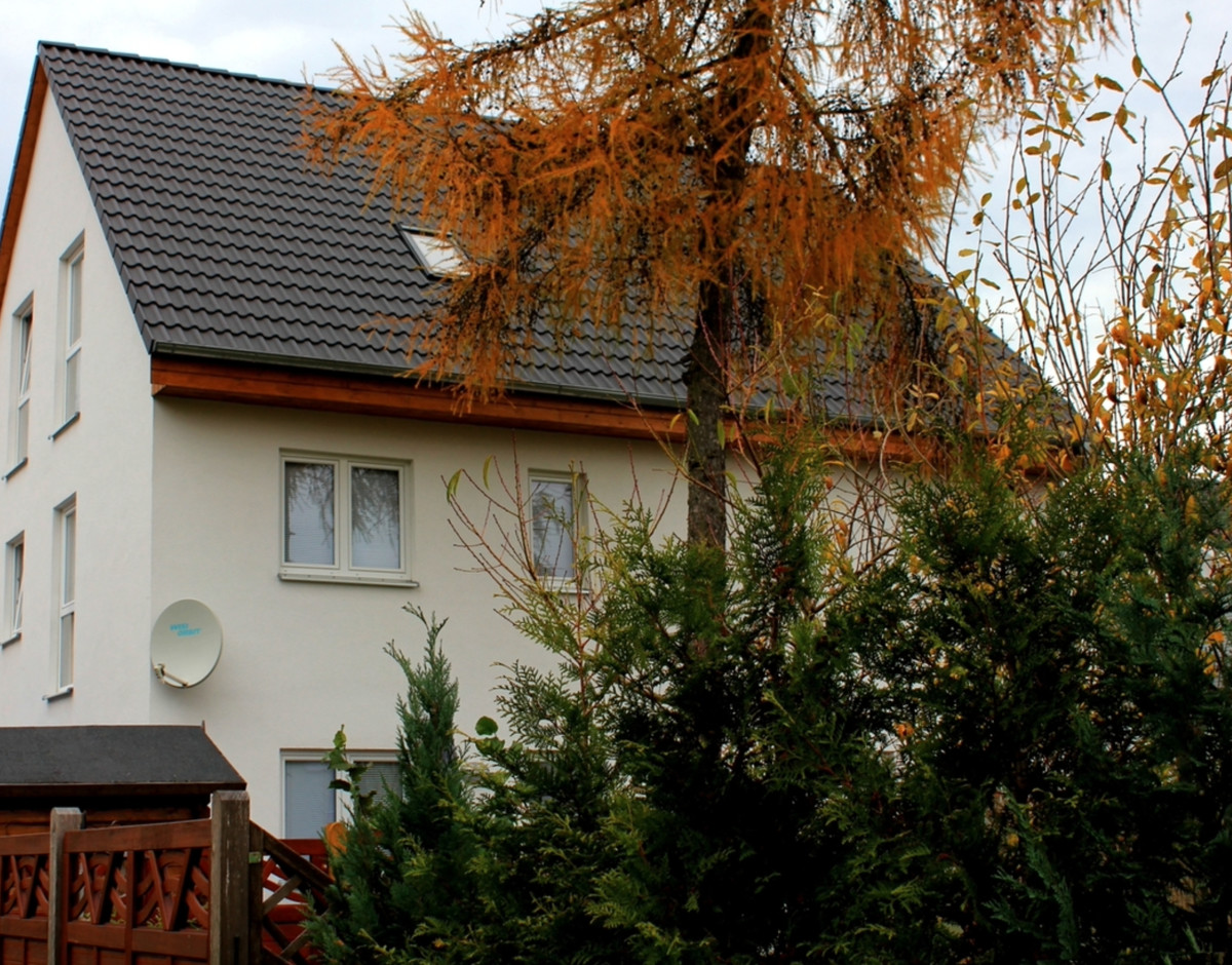 AB MAI 2021| Große Doppelhaushälfte mit kleinem Garten in Französisch Buchholz zu vermieten